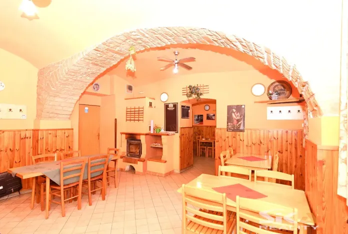 Prodej obchodního prostoru, Postoloprty, Masarykova, 325 m2