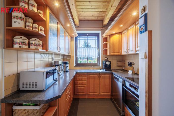 Prodej rodinného domu, Nejdek - Tisová, 204 m2