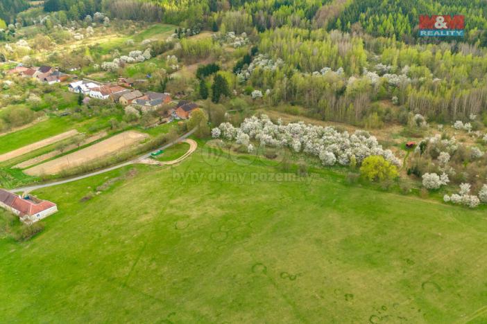 Prodej pole, Staré Město, 1837 m2