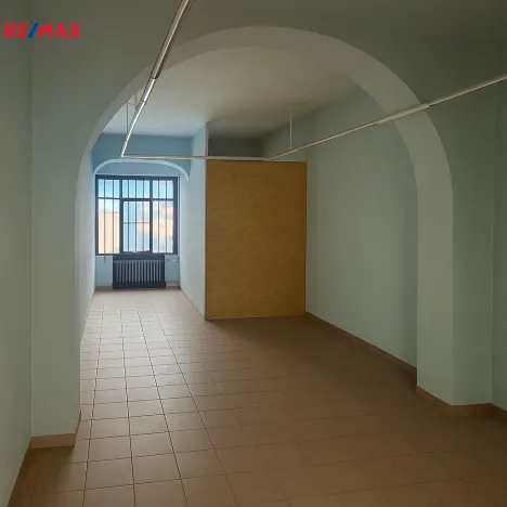 Pronájem obchodního prostoru, Napajedla, Palackého, 79 m2