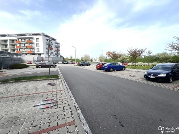 Pronájem garážového stání, Olomouc, Aloise Rašína, 12 m2