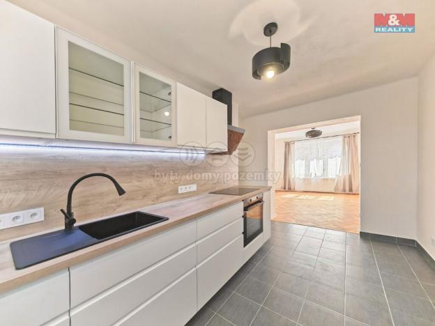 Pronájem bytu 2+1, Hradec Králové, Na Střezině, 56 m2
