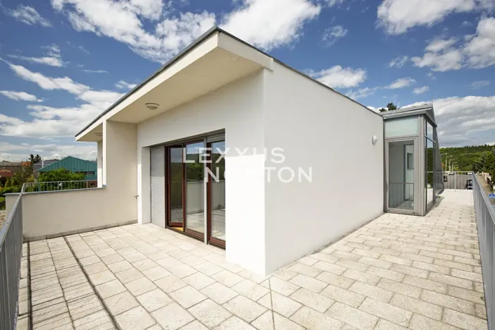 Pronájem rodinného domu, Praha - Nebušice, Nebušická, 373 m2