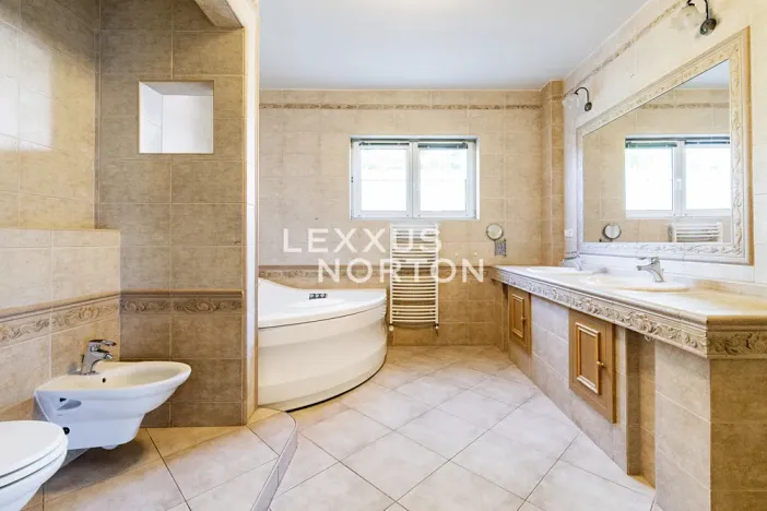 Pronájem vily, Praha - Nebušice, Ke strži, 400 m2