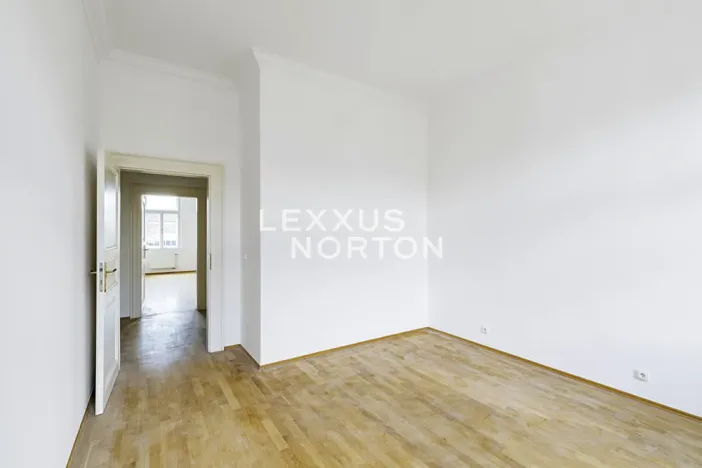 Pronájem bytu 4+kk, Praha - Nové Město, Na Moráni, 155 m2