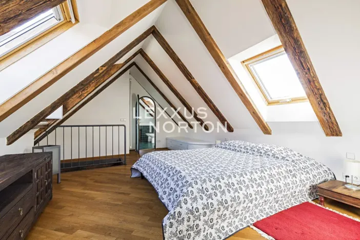 Pronájem bytu 4+1, Praha - Malá Strana, Vlašská, 221 m2