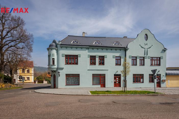 Prodej vícegeneračního domu, Valeč, Široká, 688 m2