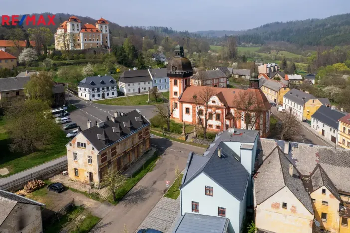 Prodej vícegeneračního domu, Valeč, Široká, 688 m2