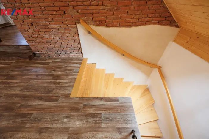 Prodej ubytování, Valeč, Široká, 688 m2