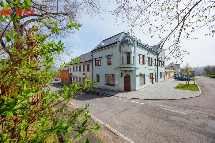 Prodej ubytování, Valeč, Široká, 688 m2