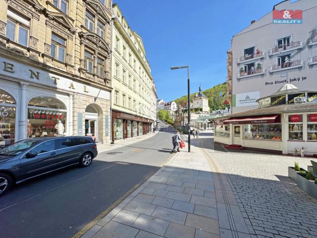 Pronájem bytu 2+1, Karlovy Vary, Tržiště, 51 m2