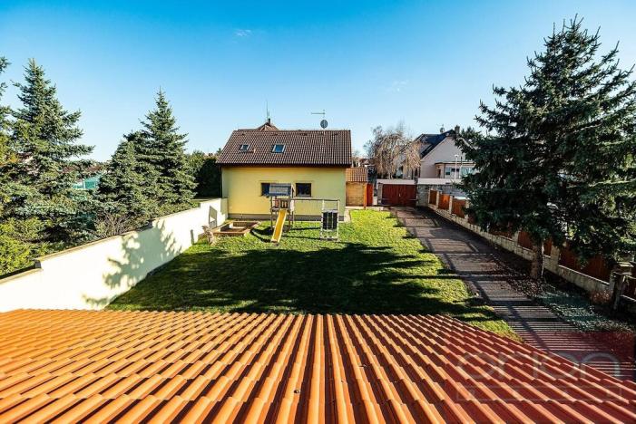 Pronájem rodinného domu, Praha - Řeporyje, Draženovská, 250 m2