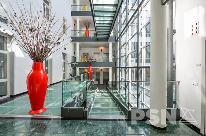 Pronájem kanceláře, Praha - Nové Město, Krakovská, 300 m2