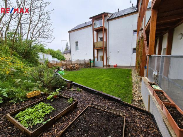 Prodej bytu 2+kk, Praha - Lochkov, Cementářská, 46 m2