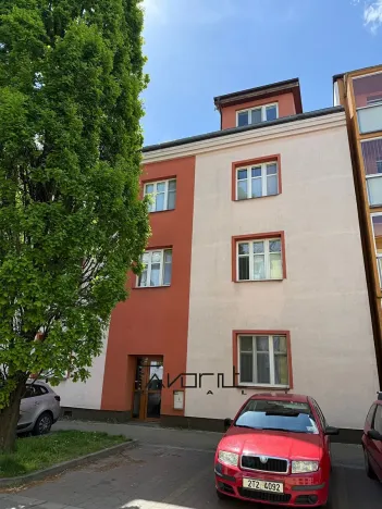 Prodej bytu 2+1, Ostrava, Korunní, 69 m2