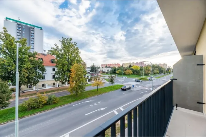 Pronájem bytu 2+kk, Praha - Lhotka, U Nového dvora, 44 m2