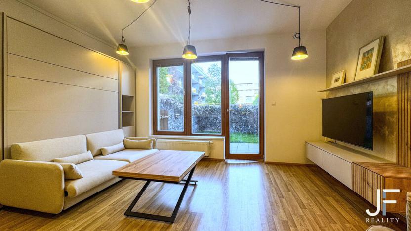 Pronájem bytu 1+kk, Praha - Motol, Plzeňská, 32 m2