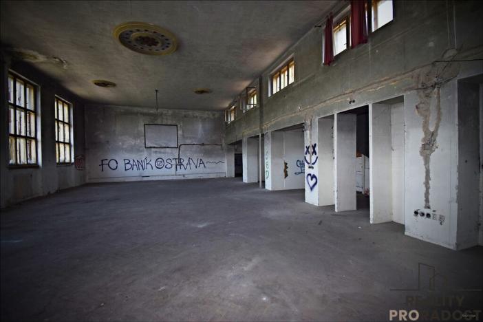 Prodej komerční nemovitosti, Olomouc, Heydukova, 1000 m2