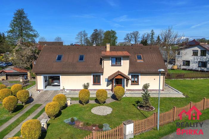 Prodej rodinného domu, Sázava, 178 m2