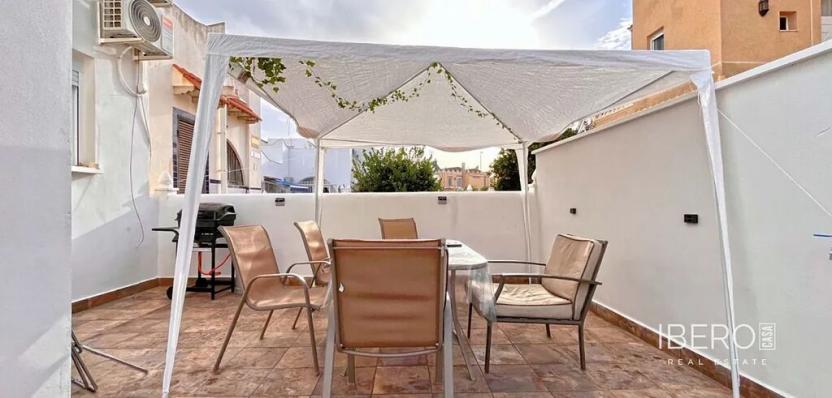 Prodej rodinného domu, Orihuela, Španělsko, Paseo Marítimo de Playa Flamenca, 85 m2