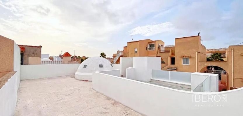 Prodej rodinného domu, Orihuela, Španělsko, Paseo Marítimo de Playa Flamenca, 85 m2