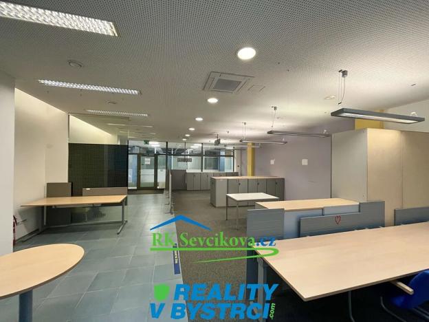 Pronájem obchodního prostoru, Brno, Kubíčkova, 112 m2