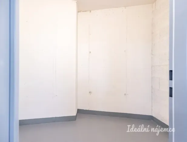 Pronájem bytu 1+kk, Praha - Háje, Výstavní, 32 m2