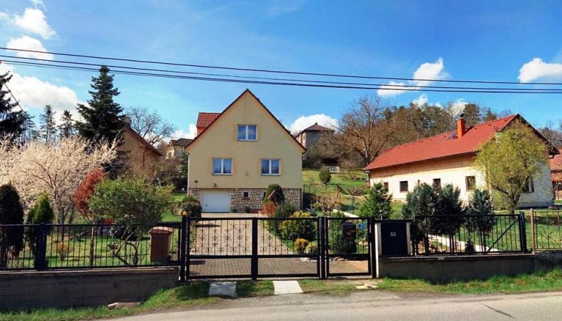 Prodej vícegeneračního domu, Králův Dvůr, 276 m2