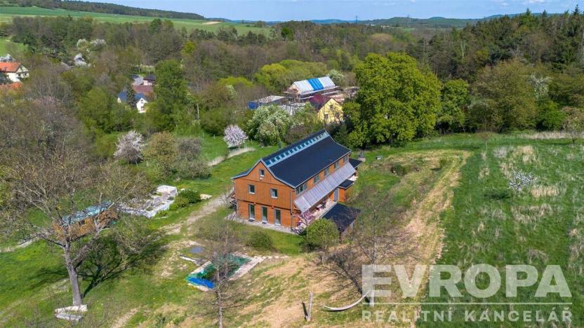 Prodej rodinného domu, Bojanovice - Senešnice, Senešnice, 260 m2