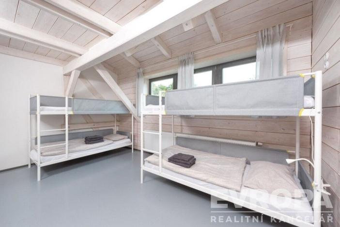 Prodej rodinného domu, Bojanovice - Senešnice, Senešnice, 260 m2