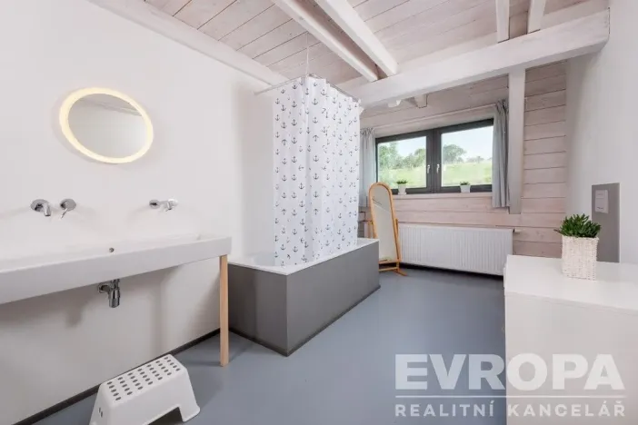 Prodej rodinného domu, Bojanovice - Senešnice, Senešnice, 260 m2