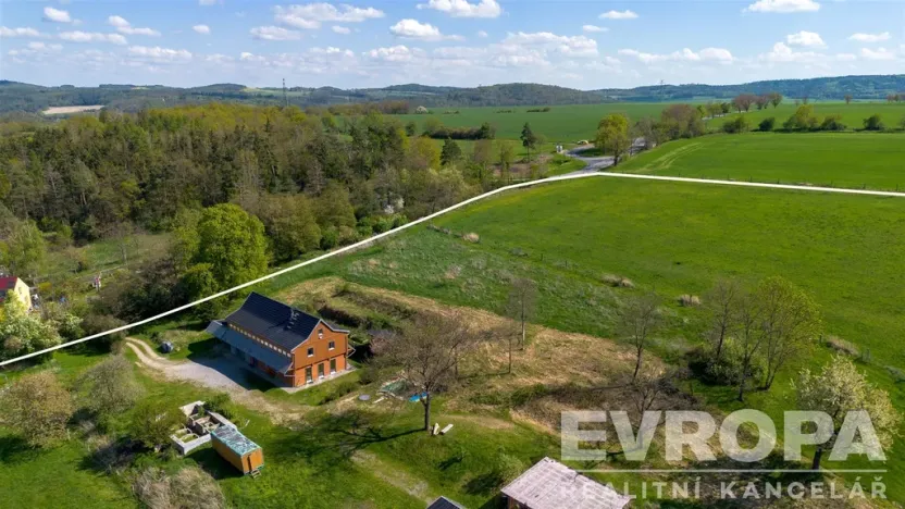 Prodej komerční nemovitosti, Bojanovice - Senešnice, Senešnice, 260 m2