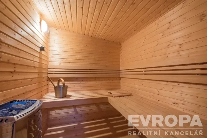 Prodej komerční nemovitosti, Bojanovice - Senešnice, Senešnice, 260 m2