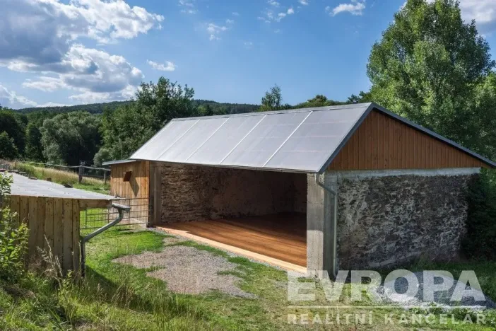 Prodej komerční nemovitosti, Bojanovice - Senešnice, Senešnice, 260 m2