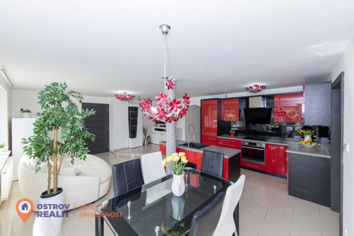 Prodej rodinného domu, Všemina, 286 m2