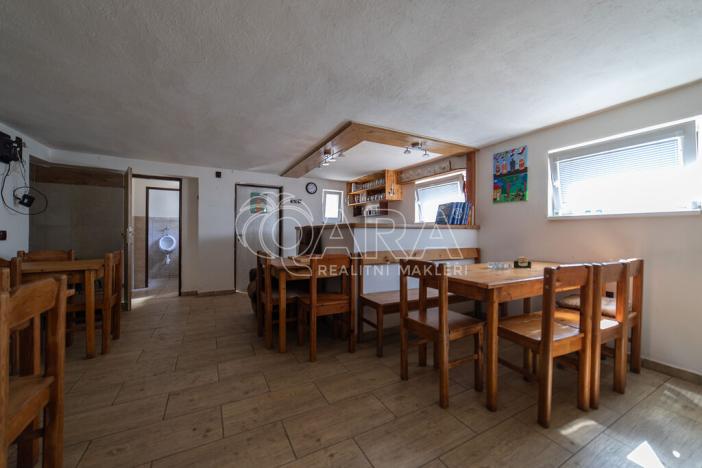 Prodej rodinného domu, Tachlovice, Olivová, 290 m2