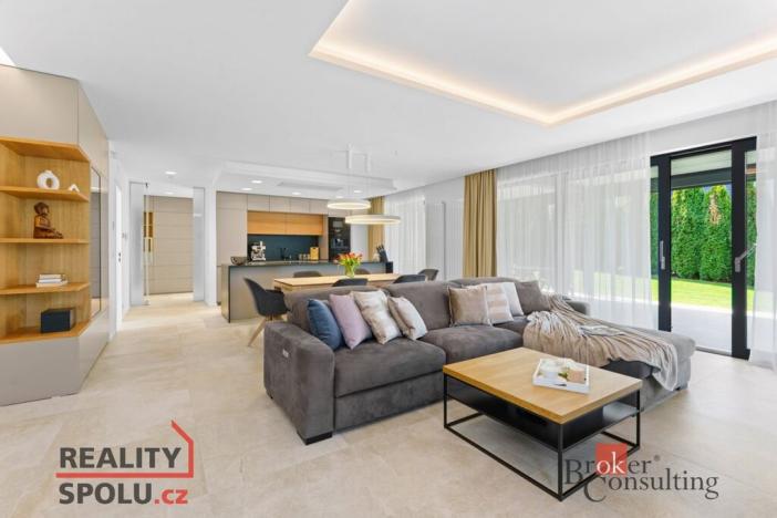 Pronájem rodinného domu, Průhonice, K Doubí, 162 m2