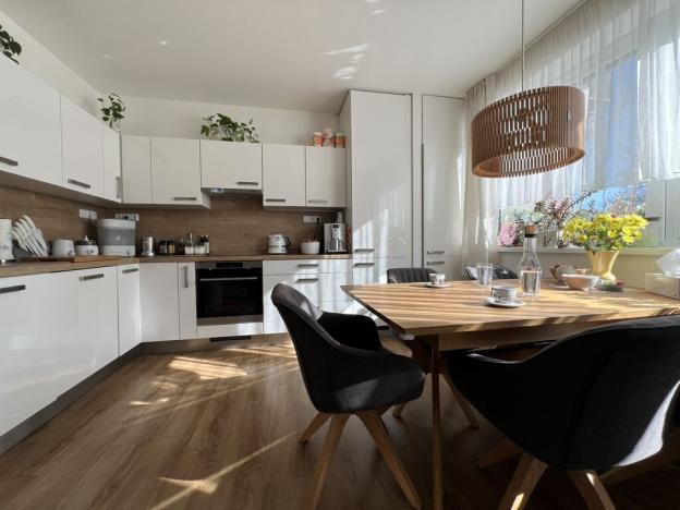 Prodej bytu 2+kk, Pardubice - Zelené Předměstí, nábřeží Závodu míru, 96 m2