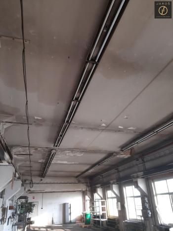 Pronájem výrobních prostor, Vroutek, 895 m2