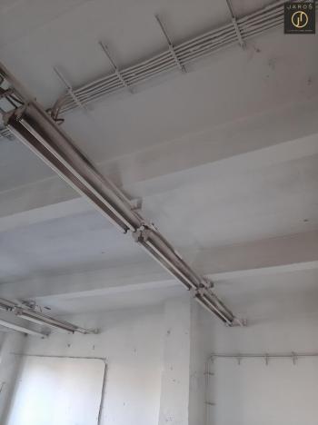 Pronájem výrobních prostor, Vroutek, 895 m2