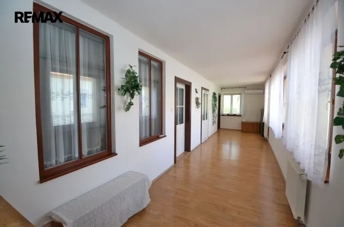 Prodej rodinného domu, Uničov, Masarykovo nám., 307 m2