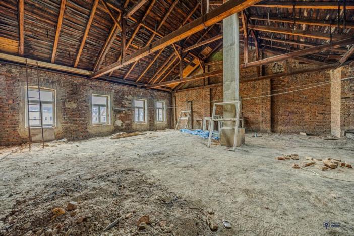 Prodej komerční nemovitosti, Vyškov - Vyškov-Město, Masarykovo náměstí, 1603 m2