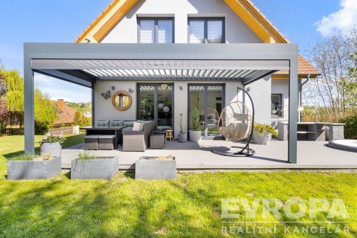 Prodej rodinného domu, Tuchoměřice, Pod Hájem, 205 m2