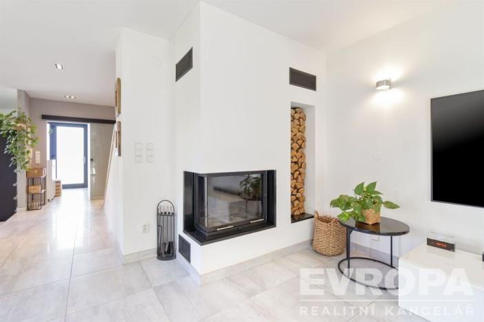 Prodej rodinného domu, Tuchoměřice, Pod Hájem, 205 m2