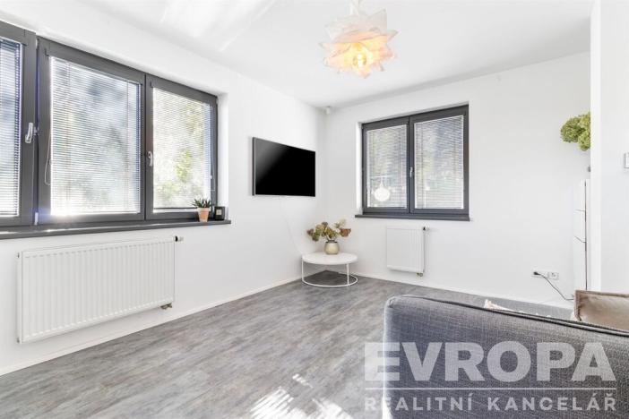 Prodej rodinného domu, Tuchoměřice, Pod Hájem, 205 m2