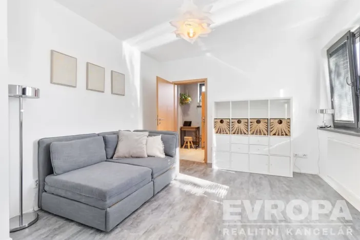 Prodej rodinného domu, Tuchoměřice, Pod Hájem, 205 m2