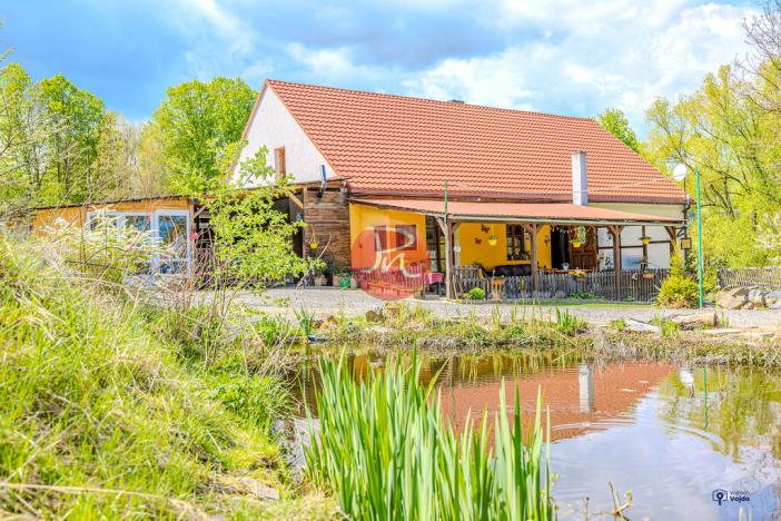 Prodej rodinného domu, Budišov nad Budišovkou - Guntramovice, 200 m2