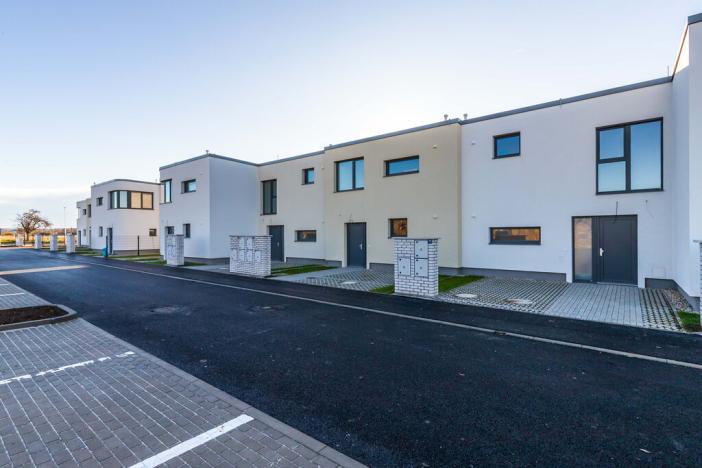 Prodej rodinného domu, Praha - Kolovraty, Devětsilová, 105 m2