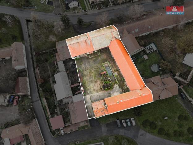 Prodej rodinného domu, Černiv, 320 m2