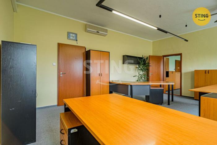 Prodej kanceláře, Třinec - Oldřichovice, 2388 m2